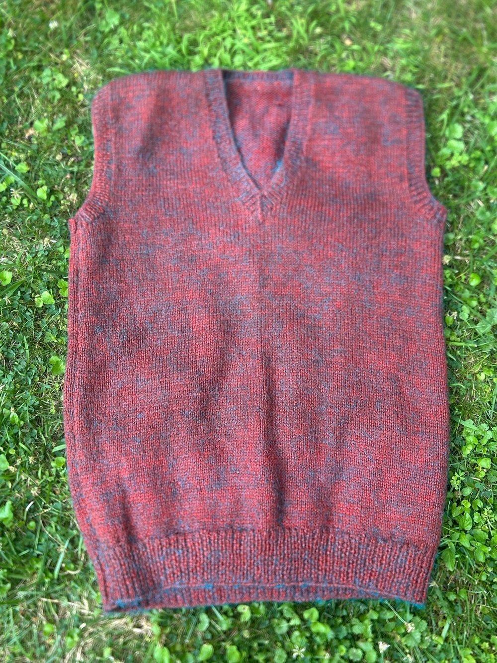 Vintage 100% Mohair Men's maroon and blue V-Neck Sweater Vest
